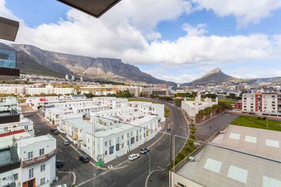 2 Bedroom Property for Sale in Zonnebloem Western Cape